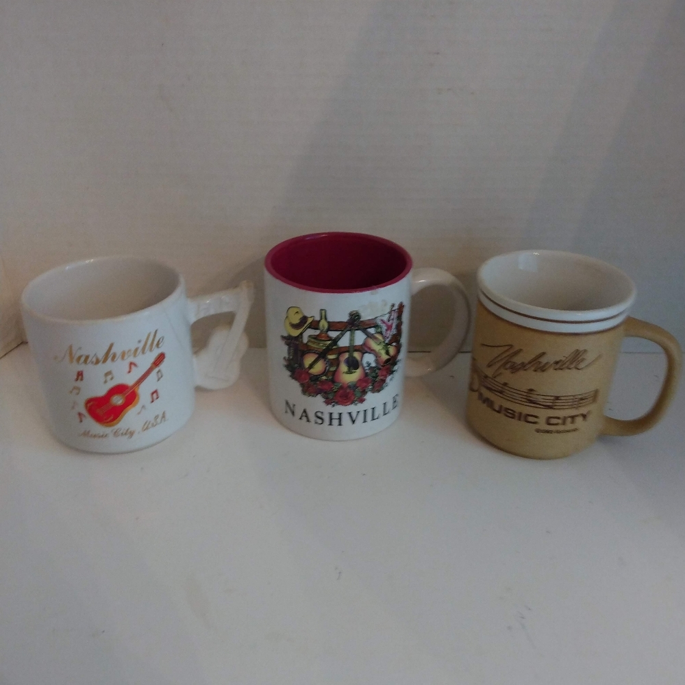 Set of 3 Nashville Guitar Theme Vintage Ceramic Mugs